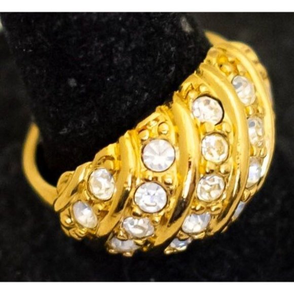 Size 8, Vintage Rhinestone Waves Gold Tone Ring by Avon - B16 - Picture 2 of 3